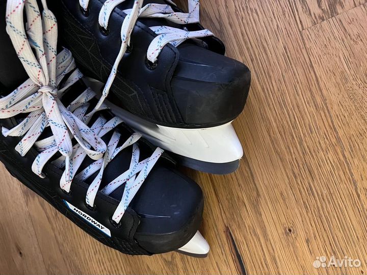 Коньки хоккейные детский NDW 200 размер 35