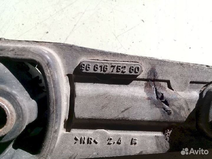 Опора двигателя (подушка двс) задняя 9681675280 Pe