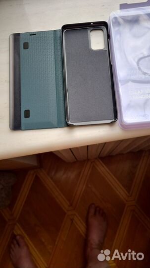 Продаю чехол книжка кожаный на huawei honor 7c