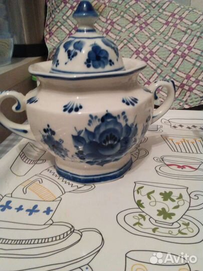 Посуда Гжель