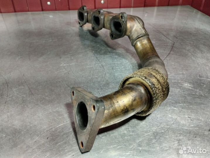 Коллектор выпускной правый Mercedes Cls C219 OM642