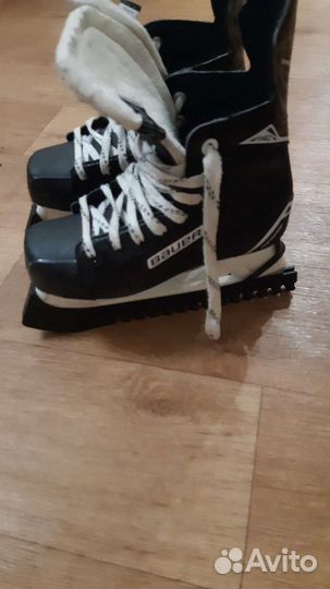 Хоккейные коньки bauer