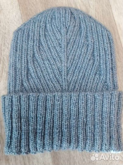 Шапка женская вязаная ручная работа