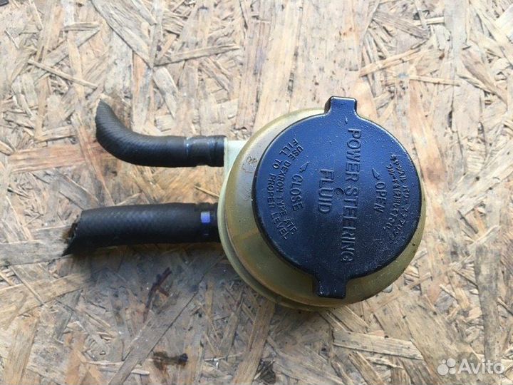 Бачок гидроусилителя гур Toyota Camry V40 06-2011г