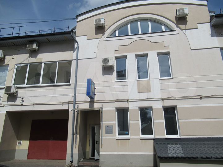 Офис с отдельным входом в центре города, 527.3 м²