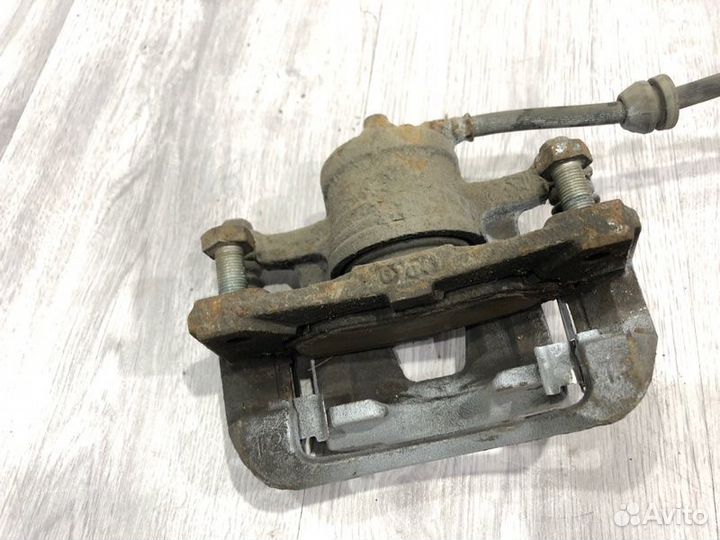 Суппорт тормозной передний правый Chevrolet Aveo