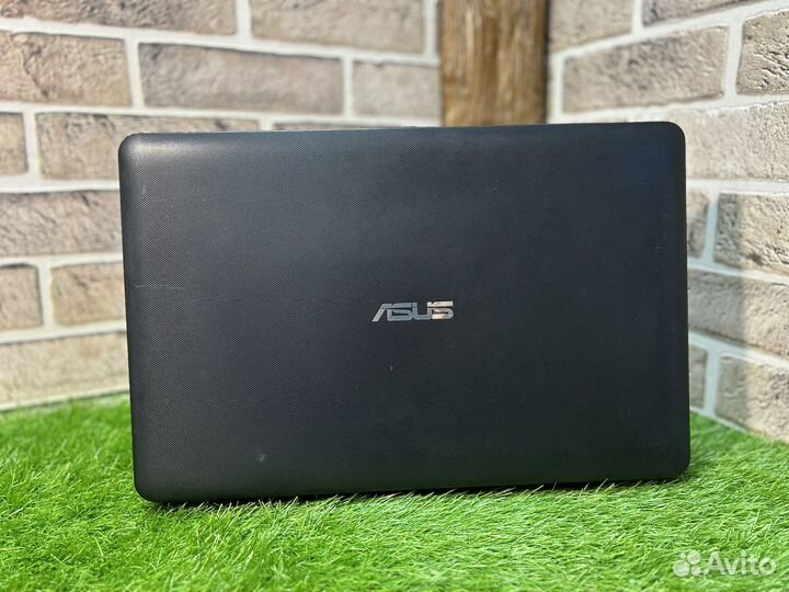 Огромный мощный 17,3 Asus Core i5/Geforce 820/SSD
