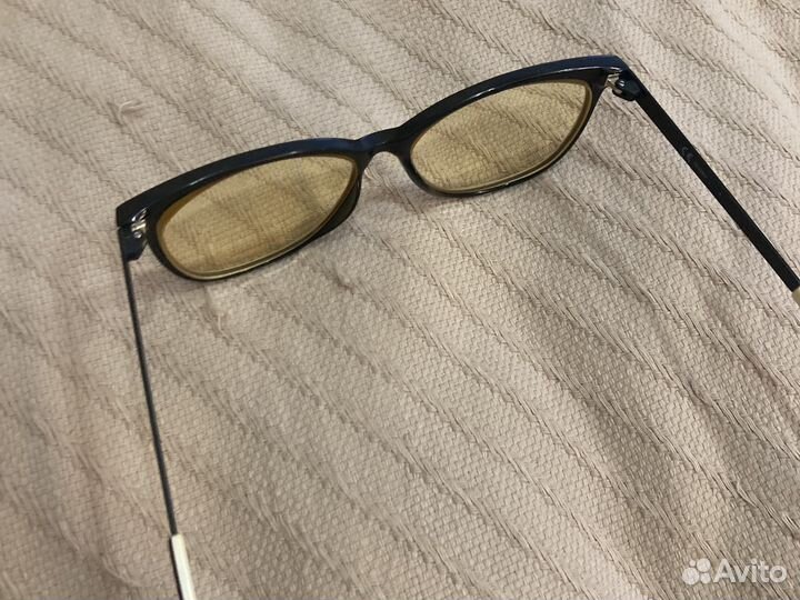 Очки фотохромные -3,5 центровка 6,0