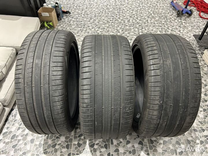 Pirelli P Zero 275/40 R21 и 315/35 R21 111