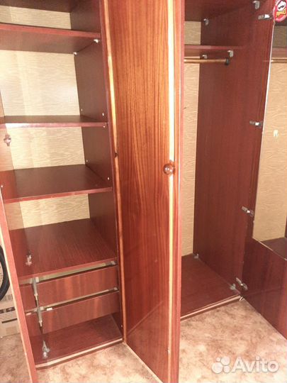 Шкаф для одежды бу