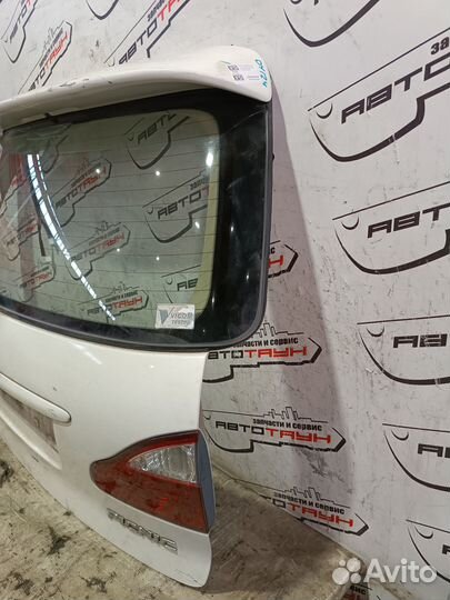 Дверь задняя toyota avensis verso ipsum ACM21W ACM26W 6700544900 белый DY124