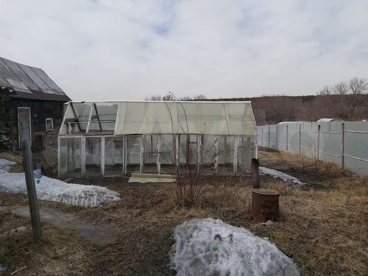 Дом 20 м² на участке 8,7 сот.