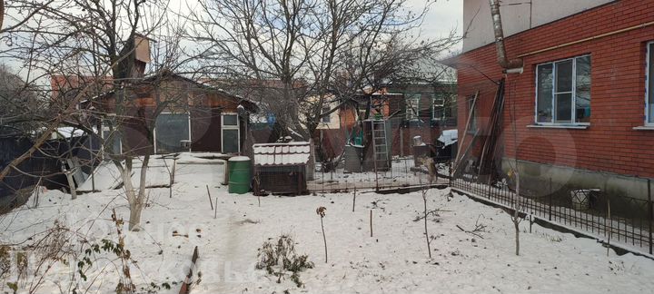 Дом 240 м² на участке 5 сот.