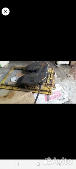 Седло на дягач