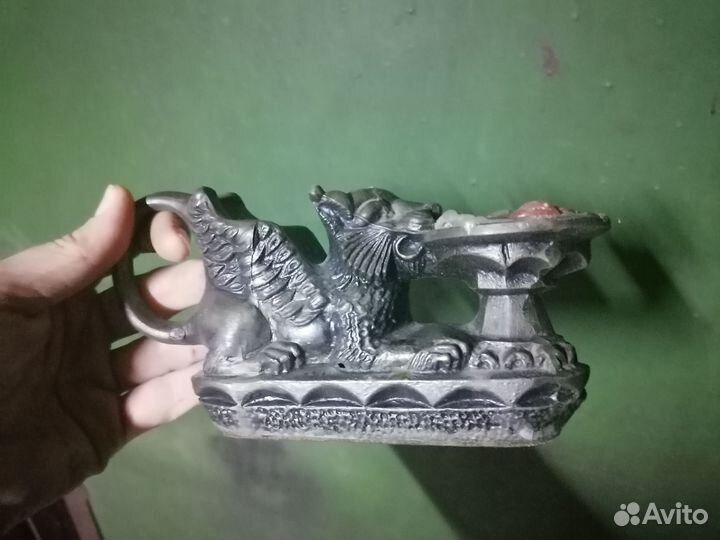 Подсвечник дракон