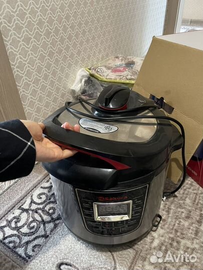 Мультиварка новая
