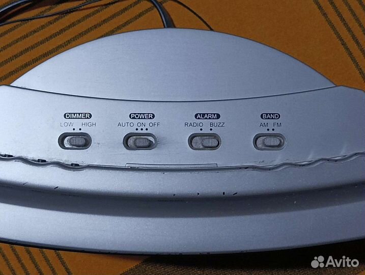 Продаю радиоприемник Ватсон