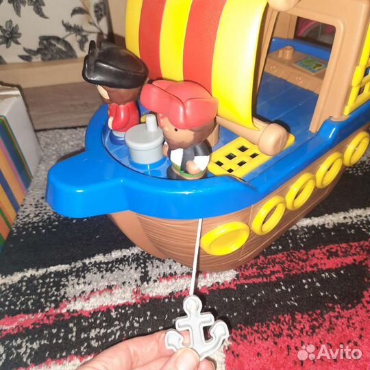 Пиратский корабль