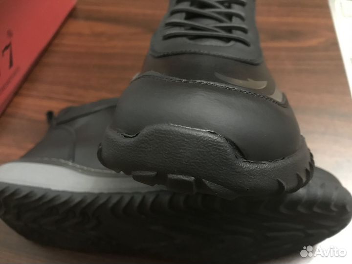 Ботинки мужские 43 размер новые