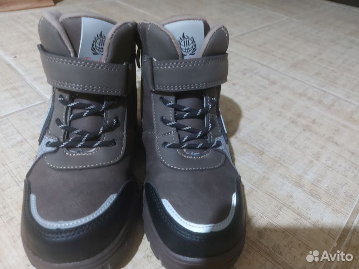 Ботинки демисезонные для мальчика 28