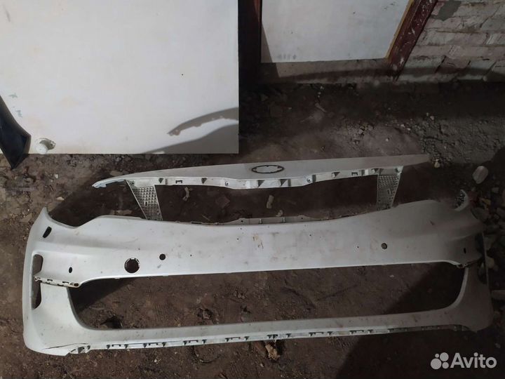 Бампер на Киа