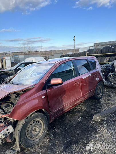 В разборке Nissan Note