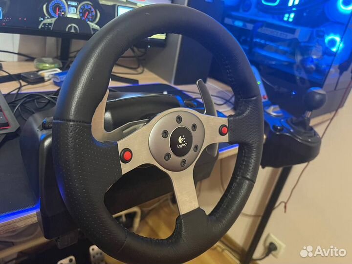 Игровой руль Logitech G25