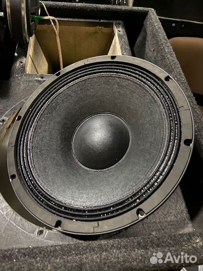 Колонки 700 ватт b&c speakers 12 дюймов