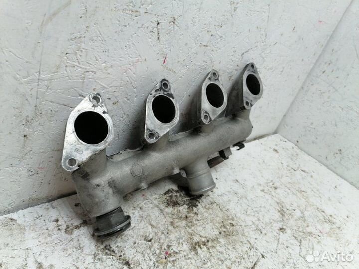 Коллектор впускной Hyundai Galloper D4BH (4D56