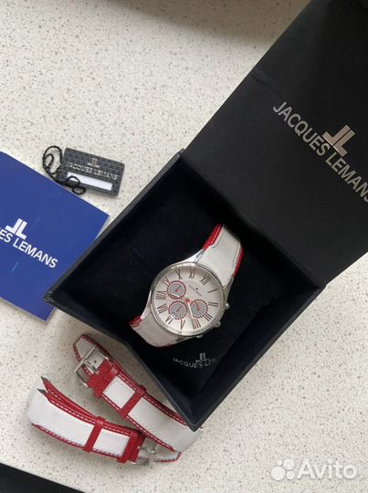Часы женские Jacques Lemans