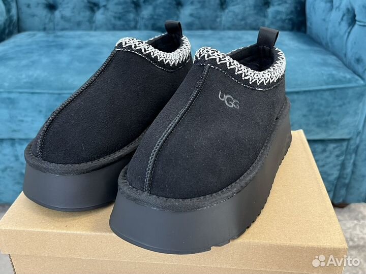 Ugg женские на платформе черные