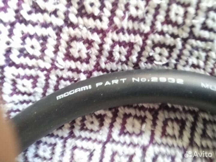 Кабель Mogami 2932 dsub - 8 jacks / 9метров