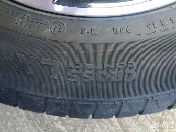 Continental ContiCrossContact LX 215/65 R16