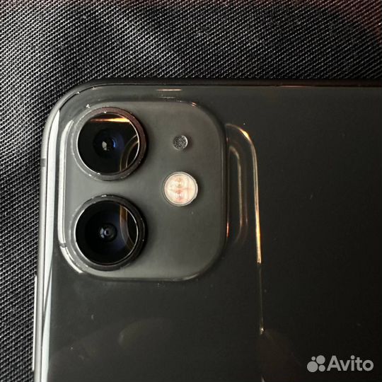 Телефон iPhone 11 128 gb