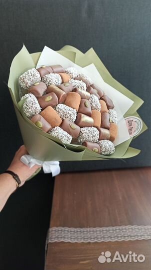 Вкусный молочный шоколад и воздушное маршмэллоу