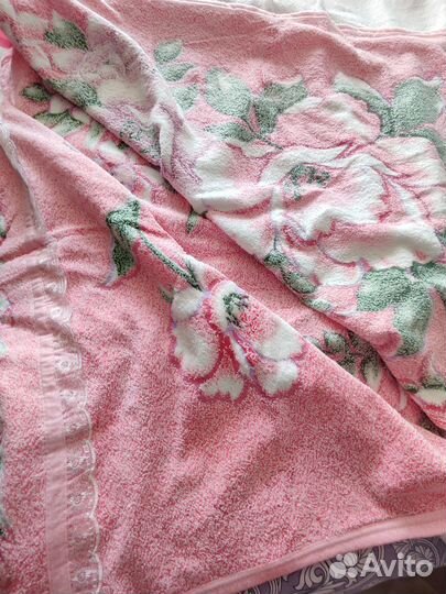 Простыни махровые