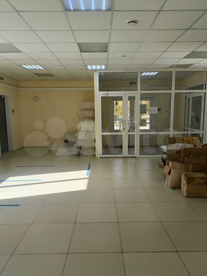 Торговая площадь, 79.7 м²