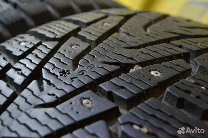 Nokian Tyres Hakkapeliitta 7 SUV 235/55 R19