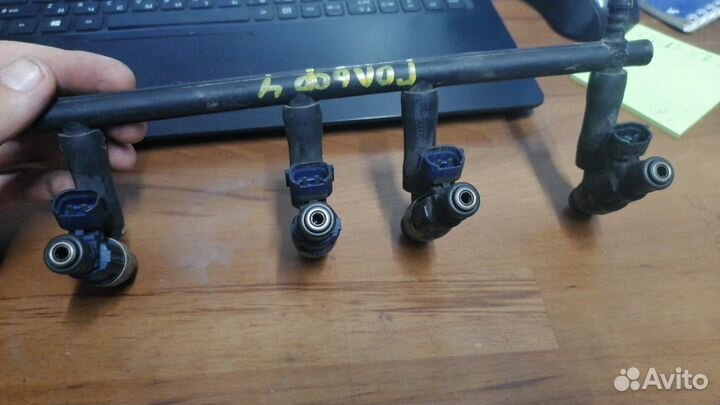 VAG форсунка 06A906031 AC