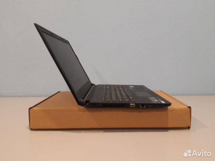 Новый мощный ноутбук на Core I3/Гарантия 1год/15,6