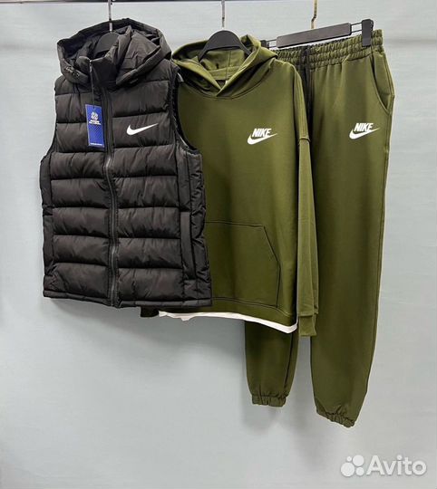 Спортивный костюм-тройка nike