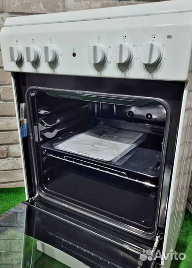 1180) Плита электрическая Indesit is5v4khw