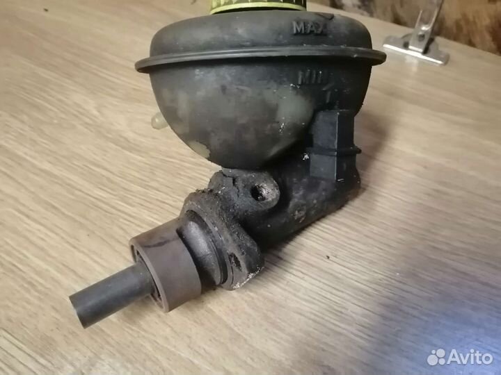 Цилиндр тормозной главный audi 80 b3