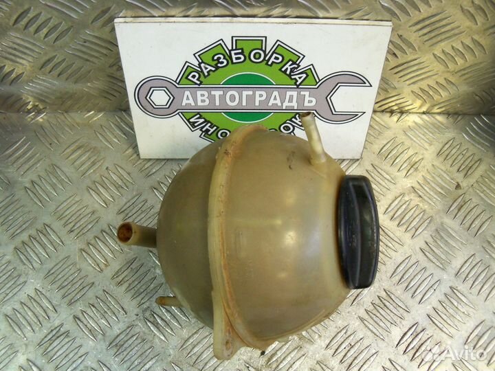 Бачок расширительный Фольксваген B3 Гольф 3 Венто