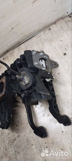 Блок педалей Opel Insignia A16XER 2012