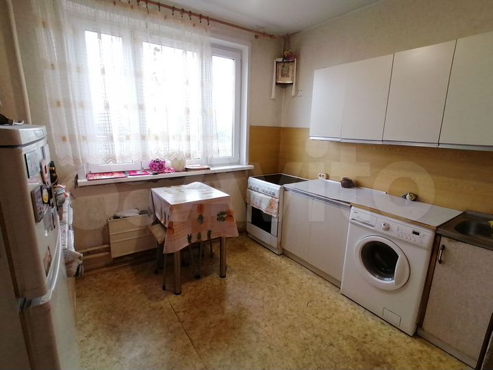 Комната 19 м² в 3-к., 15/17 эт.