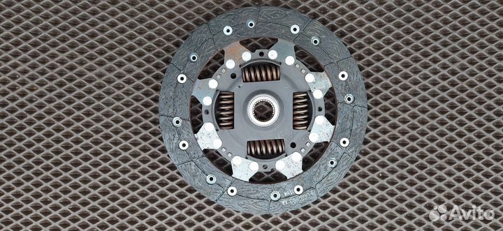 Диск сцепления VAG