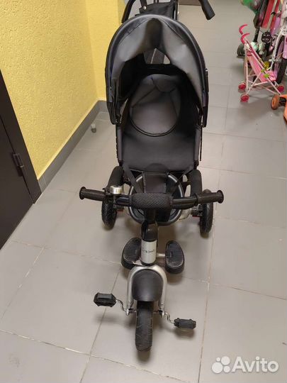 Трехколесный велосипед