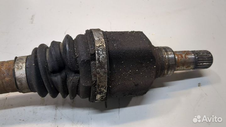 Полуось правая передняя Peugeot 308