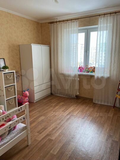 2-к. квартира, 60 м², 8/10 эт.